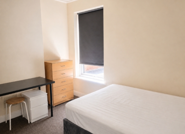 Bright Double Room in Cricklewood_Bills Included